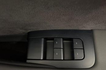 TESLA Model 3 (Dual Motor) Long Range Saloon 4dr Electric Auto 4WDE (306 ps) P