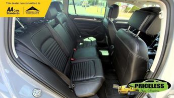 VOLKSWAGEN PASSAT 2.0 TDI EVO SEL Estate 5dr Diesel DSG Euro 6 (s/s) (150 ps)