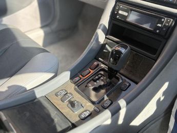 MERCEDES-BENZ CLK 3.2 CLK320 AVANTGARDE CABRIOLET 2DR 218 BHP