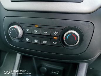 KIA VENGA 1.6 2 MPV 5dr Petrol Auto Euro 5 (123 bhp)