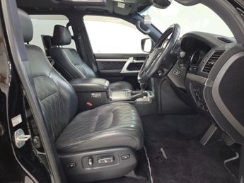 TOYOTA LAND CRUISER V8 4.6 ZX G FRONTIER