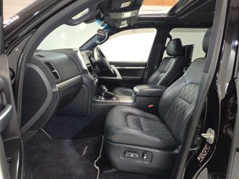 TOYOTA LAND CRUISER V8 4.6 ZX G FRONTIER