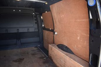 VOLKSWAGEN CADDY MAXI 2.0 TDI C20 Commerce Pro Panel Van 6dr Diesel Manual LWB Euro 6 