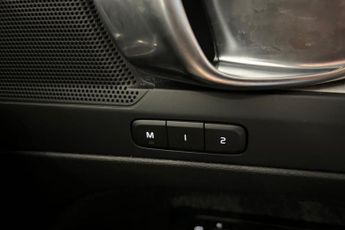VOLVO XC40 1.5h T4 Recharge 10.7kWh Plus SUV 5dr Petrol Plug-in Hybrid Auto