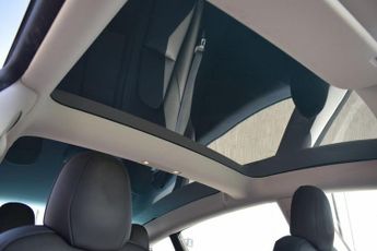 TESLA Model 3 Saloon 4dr Electric Auto RWD (241 bhp)