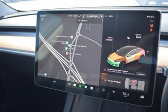 TESLA Model 3 Saloon 4dr Electric Auto RWD (241 bhp)