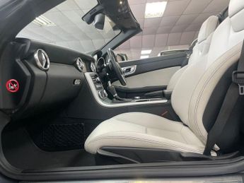 MERCEDES-BENZ SLK 2.1 SLK250 CDI BlueEfficiency AMG Sport Convertible 2dr Diesel G