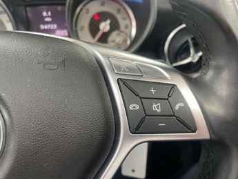 MERCEDES-BENZ SLK 2.1 SLK250 CDI BlueEfficiency AMG Sport Convertible 2dr Diesel G