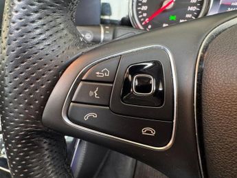 MERCEDES-BENZ E CLASS 2.0 E220d SE (Premium) Saloon 4dr Diesel G-Tronic+ Euro 6 (s/s) 