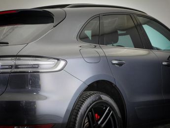 PORSCHE MACAN 3.0T V6 S SUV 5dr Petrol PDK 4WD Euro 6 (s/s) (354 ps)