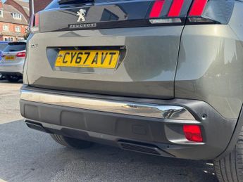 PEUGEOT 3008 1.6 THP Allure SUV 5dr Petrol EAT Euro 6 (s/s) (165 ps)