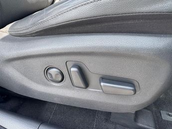 HYUNDAI TUCSON 1.6 T-GDi Premium SE SUV 5dr Petrol DCT Euro 6 (s/s) (177 ps)