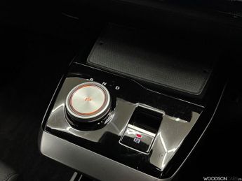 MG MG4 51kWh SE Hatchback 5dr Electric Auto (170 ps)