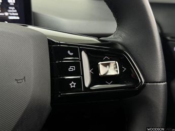 MG MG4 51kWh SE Hatchback 5dr Electric Auto (170 ps)