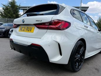 BMW 1 SERIES 1.5 116d M Sport (LCP) Hatchback 5dr Diesel DCT Euro 6 (s/s) (11
