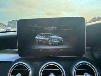 MERCEDES-BENZ C CLASS 2.1 C300dh AMG Line (Premium Plus) Saloon 4dr Diesel Hybrid G-Tr