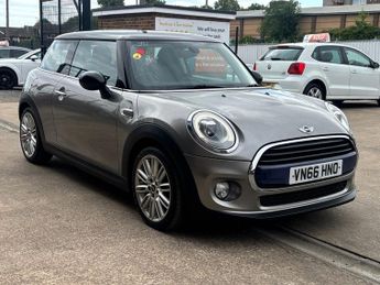 MINI HATCH 1.5 Cooper D Hatchback 3 Door Diesel Automatic Silver Euro 6 Low