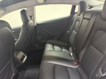 TESLA Model 3 Saloon 4dr Electric Auto RWD (241 bhp)