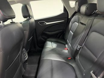 MG MG ZS 72.6kWh Trophy Long Range SUV 5dr Electric Auto (156 ps)