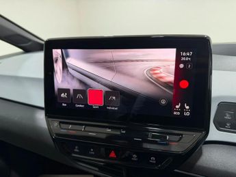 VOLKSWAGEN ID.3 Pro Performance 58kWh Max Hatchback 5dr Electric Auto (204 ps)