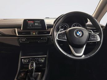 BMW 2 SERIES ACTIVE TOURER 2.0 220d Luxury MPV 5dr Diesel Auto xDrive Euro 6 (s/s) (190 ps)