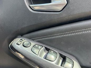 NISSAN JUKE 1.6 N-Connecta SUV 5dr Petrol Hybrid Auto Euro 6 (143 ps)