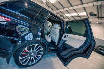 LAND ROVER RANGE ROVER SPORT 3.0 SD V6 HSE SUV 5dr Diesel Auto 4WD Euro 6 (s/s) (306 ps)