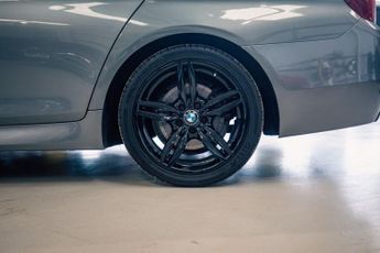 BMW 5 SERIES 2.0 520d M Sport Saloon 4dr Diesel Auto Euro 6 (s/s) (184 ps)