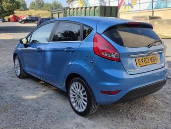 FORD FIESTA 1.4 Titanium Hatchback 5dr Petrol Automatic (149 g/km, 94 bhp)