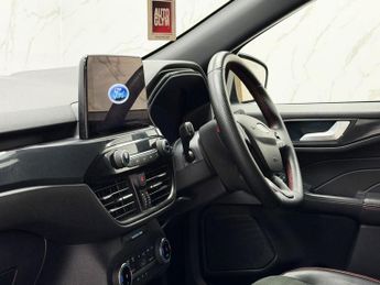FORD KUGA 2.5 EcoBoost Duratec 14.4kWh ST-Line SUV 5dr Petrol Plug-in Hybr