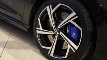VOLKSWAGEN GOLF 2.0 TSI R Hatchback 5dr Petrol DSG 4Motion Euro 6 (s/s) (320 ps)