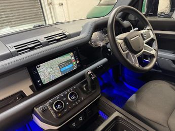 LAND ROVER DEFENDER 90 3.0 D200 MHEV Hard Top SUV 3dr Diesel Auto 4WD SWB Euro 6 (s/s) 