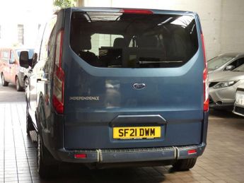 FORD TOURNEO CUSTOM 2.0 320 EcoBlue Titanium Minibus Double Cab 5dr Diesel Manual L1