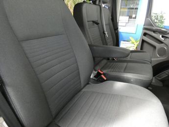 FORD TOURNEO CUSTOM 2.0 320 EcoBlue Titanium Minibus Double Cab 5dr Diesel Manual L1