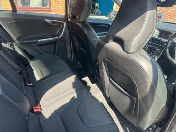 VOLVO S60 1.5 T3 SE Saloon 4dr Petrol Auto Euro 6 (s/s) (152 ps)