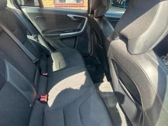 VOLVO S60 1.5 T3 SE Saloon 4dr Petrol Auto Euro 6 (s/s) (152 ps)