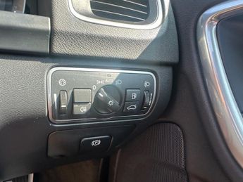 VOLVO S60 1.5 T3 SE Saloon 4dr Petrol Auto Euro 6 (s/s) (152 ps)