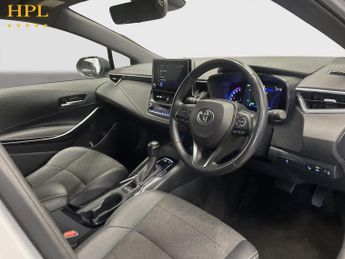 TOYOTA COROLLA 1.8 VVT-h GPF Design Touring Sports 5dr Petrol Hybrid CVT Euro 6