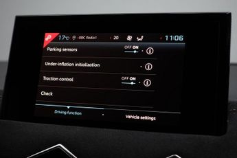 DS AUTOMOBILES DS 3 CROSSBACK E-TENSE 50kWh Performance Line Crossback 5dr Electric Auto (136 