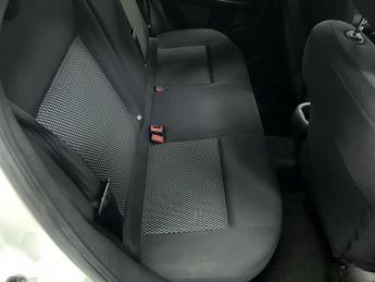 NISSAN JUKE 1.5 dCi 8v Visia SUV 5dr Diesel Manual Euro 5 (s/s) (110 ps) - A