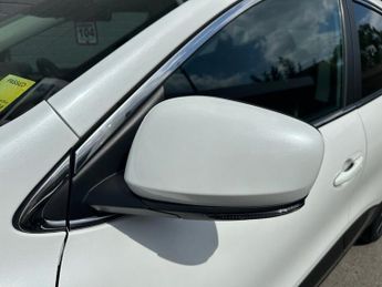 RENAULT KADJAR 1.3 TCe Iconic SUV 5dr Petrol Manual Euro 6 (s/s) (140 ps)
