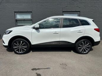 RENAULT KADJAR 1.3 TCe Iconic SUV 5dr Petrol Manual Euro 6 (s/s) (140 ps)