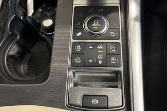 LAND ROVER RANGE ROVER SPORT 3.0 SD V6 HSE Dynamic SUV 5dr Diesel Auto 4WD Euro 6 (s/s) (306 