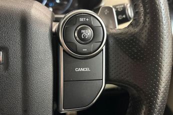 LAND ROVER RANGE ROVER SPORT 3.0 SD V6 HSE Dynamic SUV 5dr Diesel Auto 4WD Euro 6 (s/s) (306 