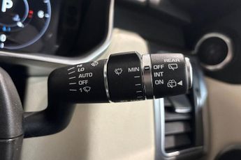 LAND ROVER RANGE ROVER SPORT 3.0 SD V6 HSE Dynamic SUV 5dr Diesel Auto 4WD Euro 6 (s/s) (306 