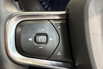VOLVO C40 Twin Recharge 78kWh Pro SUV 5dr Electric Auto AWD (408 ps) Panor