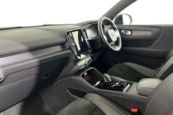 VOLVO XC40 2.0 B4 MHEV R-Design SUV 5dr Petrol Hybrid DCT Auto AWD Euro 6 (