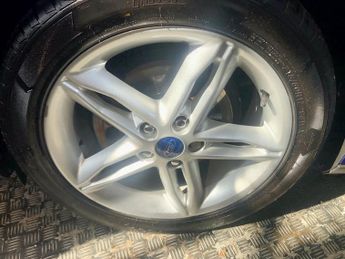FORD FOCUS 1.5 TDCi Titanium Estate 5dr Diesel Powershift Euro 6 (s/s) (120