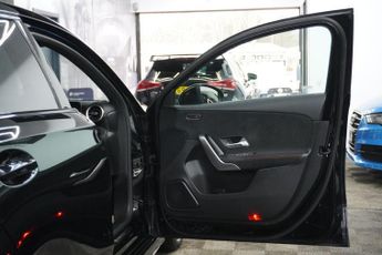 MERCEDES-BENZ A CLASS 1.3 A180 AMG Line Edition (Executive) Hatchback 5dr Petrol 7G-DC