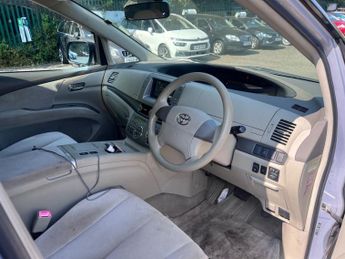 TOYOTA ESTIMA 